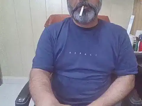 Snapshot of hairymaster95 chatting on 07.19.26 hairymaster95 online show from 07.19.26
