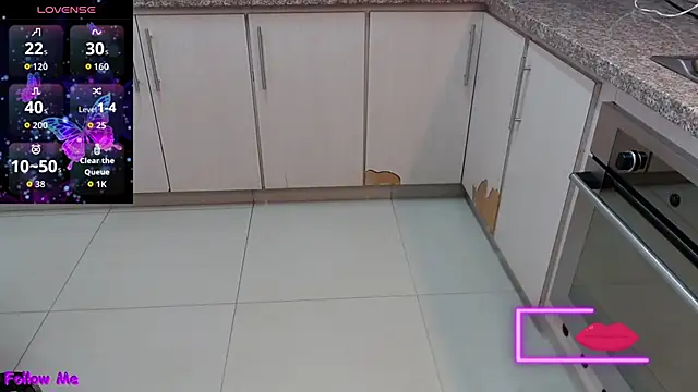 Kerly Doll online show from 10.01.25