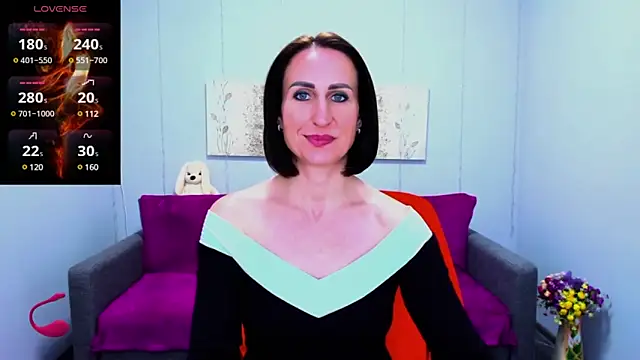 Nia Smithh online show from 12.13.24