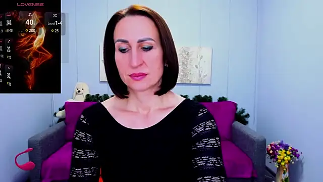 Nia Smithh online show from 12.17.24