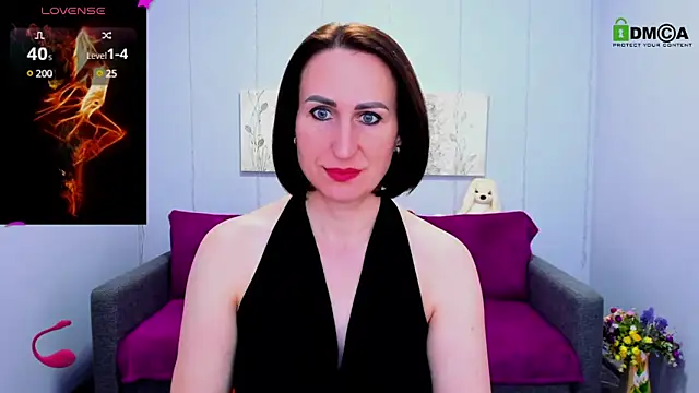 Nia Smithh online show from 03.05.25