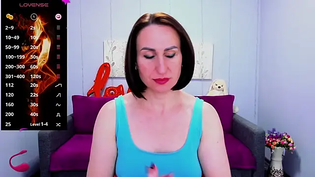 Nia Smithh online show from 03.20.25