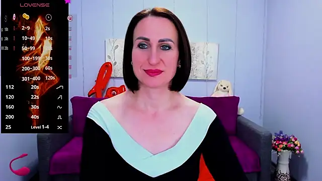 Nia Smithh online show from 03.22.25