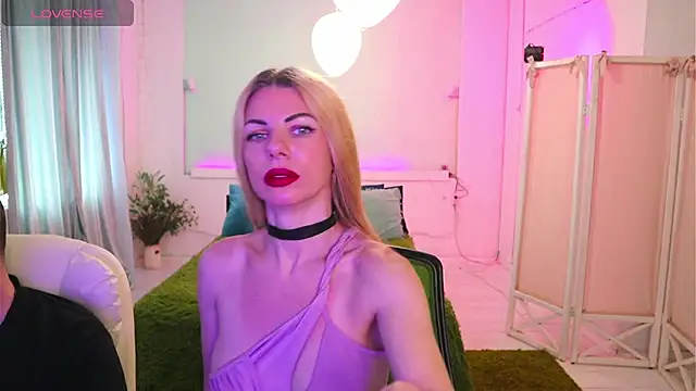 Snapshot of AlisaAleksandr chatting on 06.15.26 AlisaAleksandr online show from 06.15.26