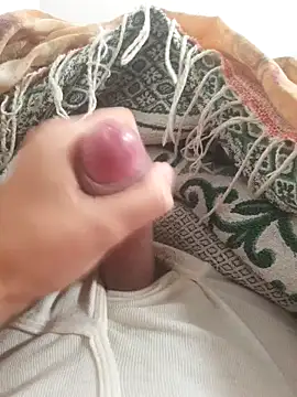 Snapshot of Ummfuss1 chatting on 12.16.24 Ummfuss1 online show from 12.16.24