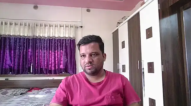 Snapshot of dhruv_love chatting on 02.20.25 dhruv love online show from 02.20.25
