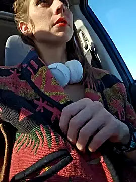 Snapshot of KittyWhispers chatting on 01.15.25 KittyWhispers online show from 01.15.25