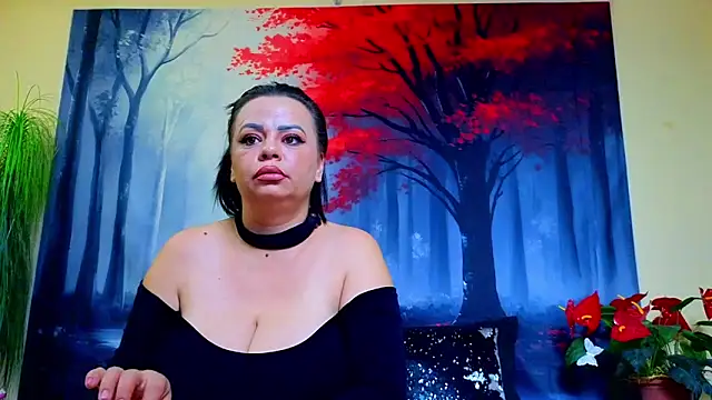 ElizabethEven online show from 11.04.25