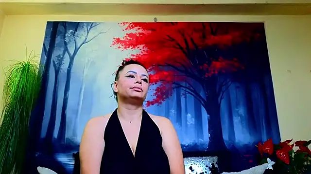 ElizabethEven online show from 11.23.25