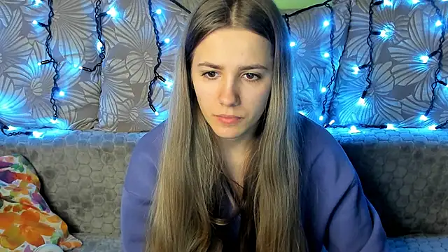 MaggieCake online show from 12.17.24