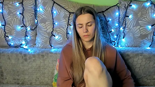 MaggieCake online show from 12.27.24