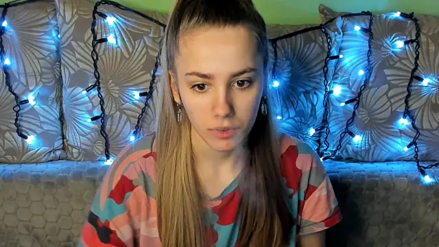 MaggieCake online show from 02.01.25