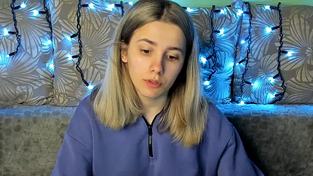 MaggieCake online show from 03.18.25