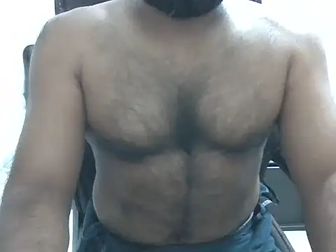 Snapshot of VINU26BLR chatting on 10.28.25 VINU26BLR online show from 10.28.25