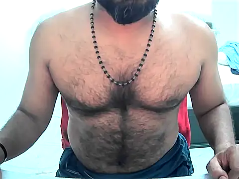 Snapshot of VINU26BLR chatting on 03.04.26 VINU26BLR online show from 03.04.26