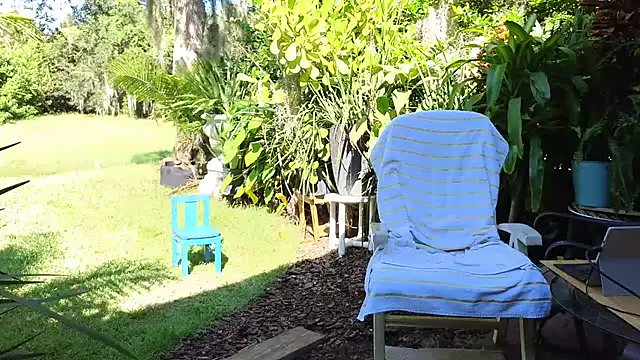 Snapshot of eliberator1777 chatting on 10.13.25 eliberator1777 online show from 10.13.25