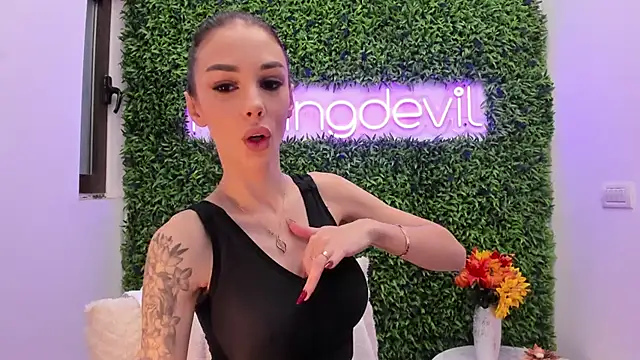 realhotfallingdevil online show from 11.18.25