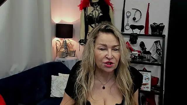 crystaLUX online show from 02.28.25