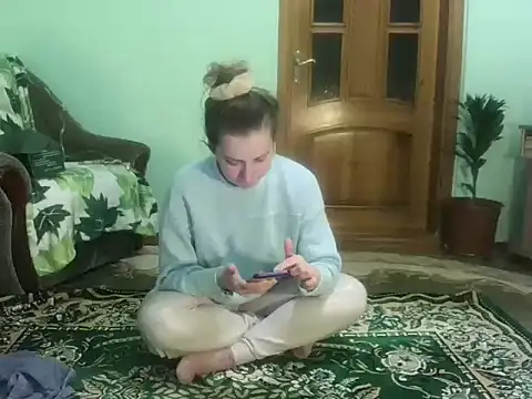 Snapshot of AngelTough20 chatting on 12.09.24 AngelTough20 online show from 12.09.24