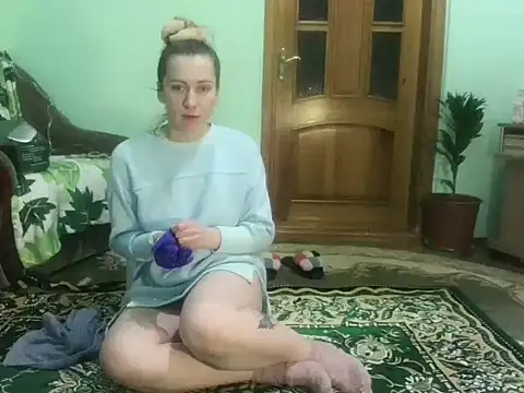 Snapshot of AngelTough20 chatting on 12.12.24 AngelTough20 online show from 12.12.24