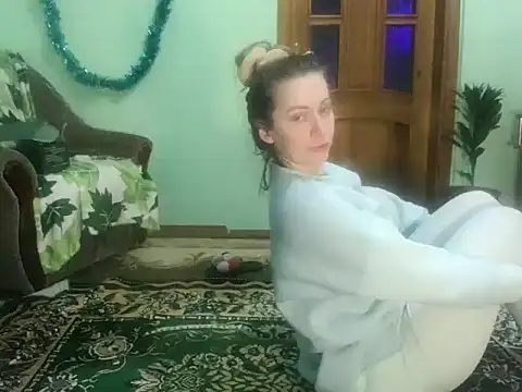 Snapshot of AngelTough20 chatting on 12.30.24 AngelTough20 online show from 12.30.24