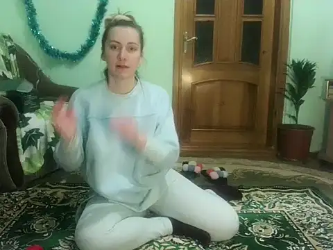 Snapshot of AngelTough20 chatting on 01.01.25 AngelTough20 online show from 01.01.25