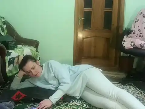 Snapshot of AngelTough20 chatting on 01.14.25 AngelTough20 online show from 01.14.25