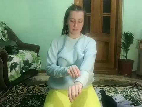 Snapshot of AngelTough20 chatting on 01.18.25 AngelTough20 online show from 01.18.25