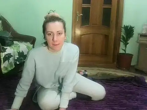 Snapshot of AngelTough20 chatting on 01.29.25 AngelTough20 online show from 01.29.25