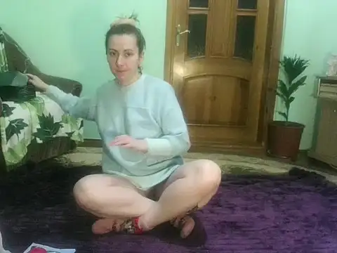 Snapshot of AngelTough20 chatting on 02.10.25 AngelTough20 online show from 02.10.25