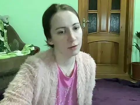 Snapshot of AngelTough20 chatting on 09.24.25 AngelTough20 online show from 09.24.25