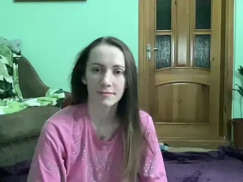 Snapshot of AngelTough20 chatting on 09.30.25 AngelTough20 online show from 09.30.25