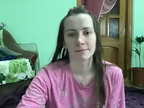 Snapshot of AngelTough20 chatting on 10.25.25 AngelTough20 online show from 10.25.25