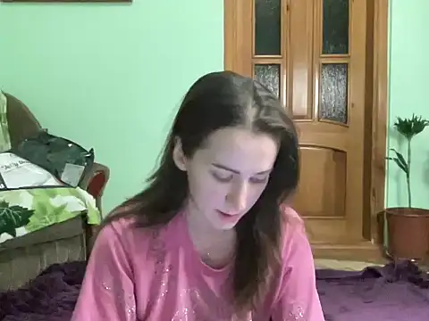 Snapshot of AngelTough20 chatting on 11.14.25 AngelTough20 online show from 11.14.25