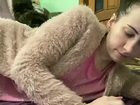 Snapshot of AngelTough20 chatting on 11.15.25 AngelTough20 online show from 11.15.25