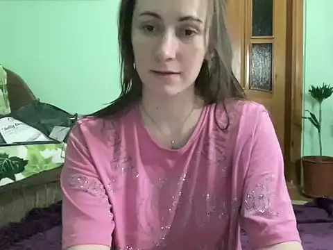 Snapshot of AngelTough20 chatting on 11.16.25 AngelTough20 online show from 11.16.25