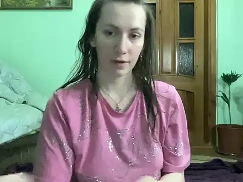 Snapshot of AngelTough20 chatting on 12.16.25 AngelTough20 online show from 12.16.25