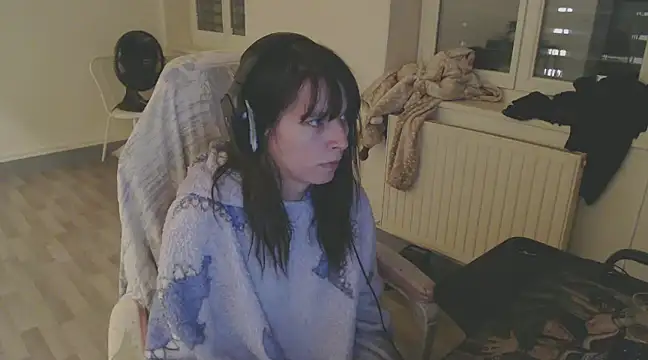 missthon0 online show from 12.15.24