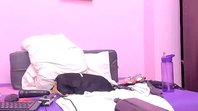 MATURE WHOR33 online show from 02.28.25