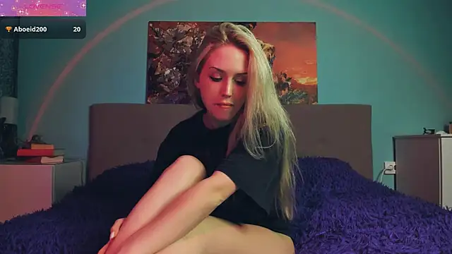 Snapshot of Linda_Roxy chatting on 02.02.25 Linda Roxy online show from 02.02.25