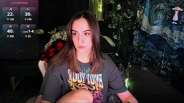 Selbi Paine online show from 01.19.25