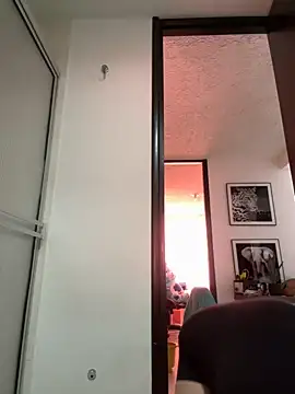 Snapshot of KallyMyller1 chatting on 09.10.25 KallyMyller1 online show from 09.10.25