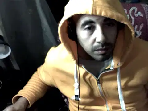 Snapshot of big_heart chatting on 01.30.25 big heart online show from 01.30.25