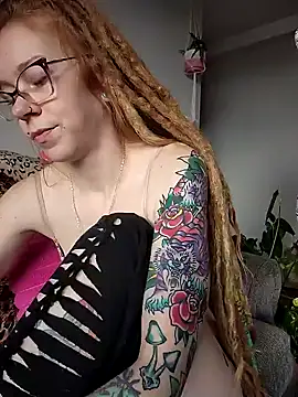 LucidLucy online show from 12.31.24