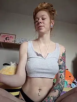 LucidLucy online show from 03.16.25