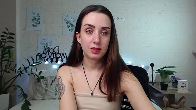 Snapshot of FranceskoJones chatting on 01.15.25 FranceskoJones online show from 01.15.25