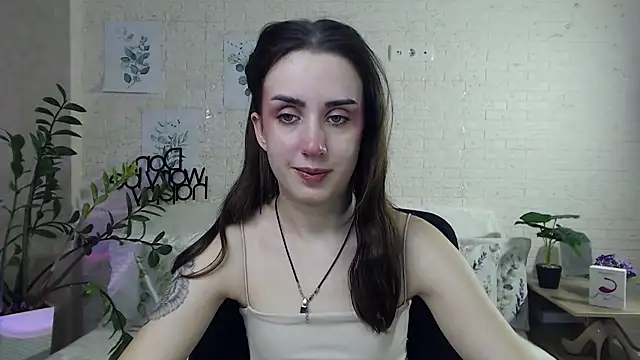 Snapshot of FranceskoJones chatting on 01.23.25 FranceskoJones online show from 01.23.25