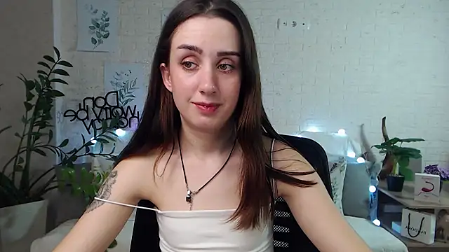 Snapshot of FranceskoJones chatting on 01.31.25 FranceskoJones online show from 01.31.25