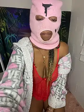 Snapshot of Badjen1027 chatting on 11.01.25 Badjen1027 online show from 11.01.25