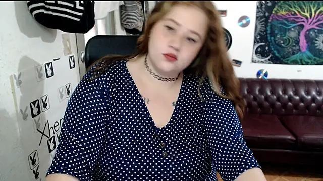 Snapshot of xherry_horny chatting on 01.23.25 xherry horny online show from 01.23.25